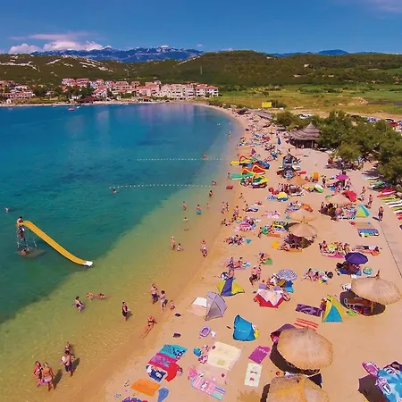 3 Bedroom Lovely In Apartamento Mandre