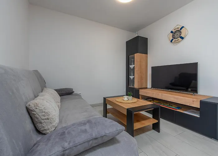 Apartament 3 Bedroom Lovely In